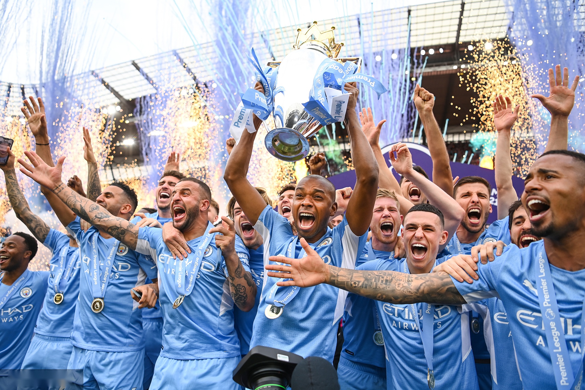 係是對忠誠 係是對忠誠